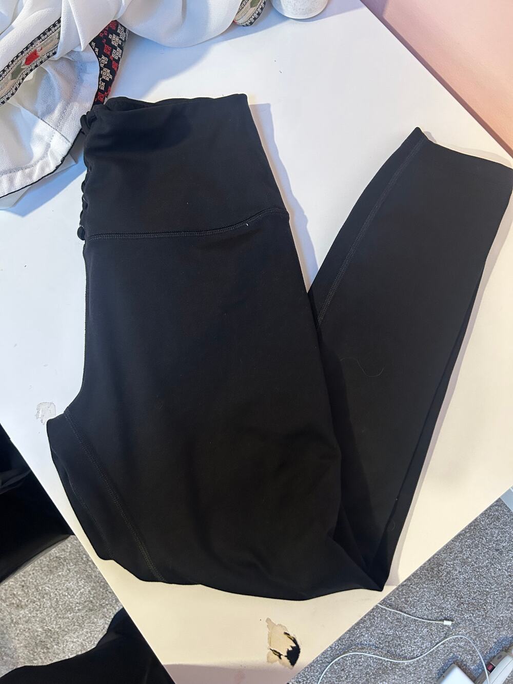 Victoria Secret High Waisted Leggings *Size 6*